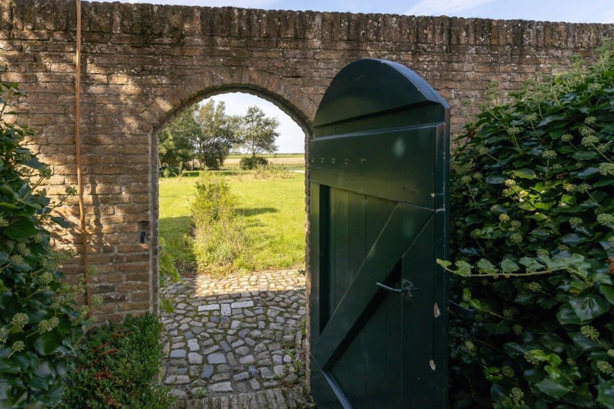 De Grote Schuur At Buitenplaats Zeeuwse Liefde Westkapelle Exteriör bild